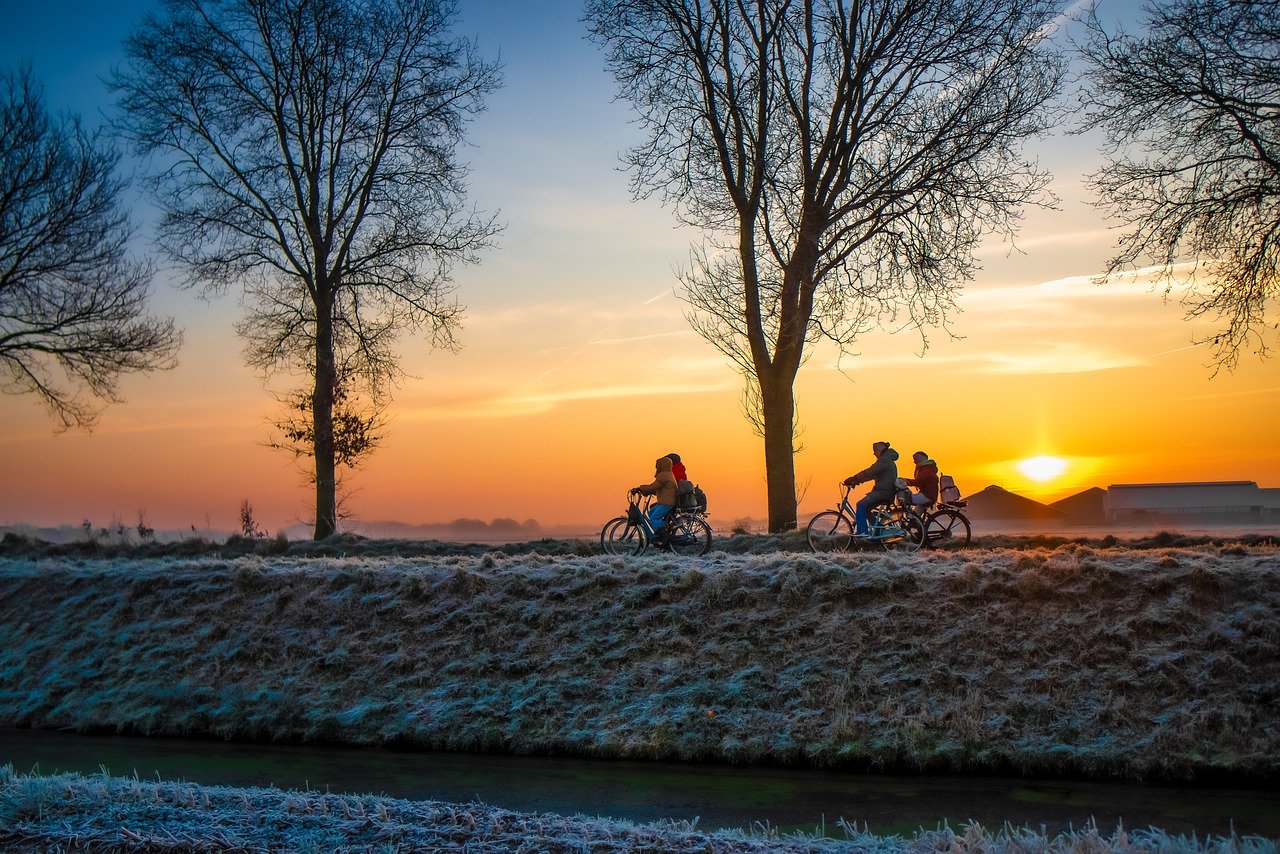 cycling, students, sunrise, nature, netherlands, landscape