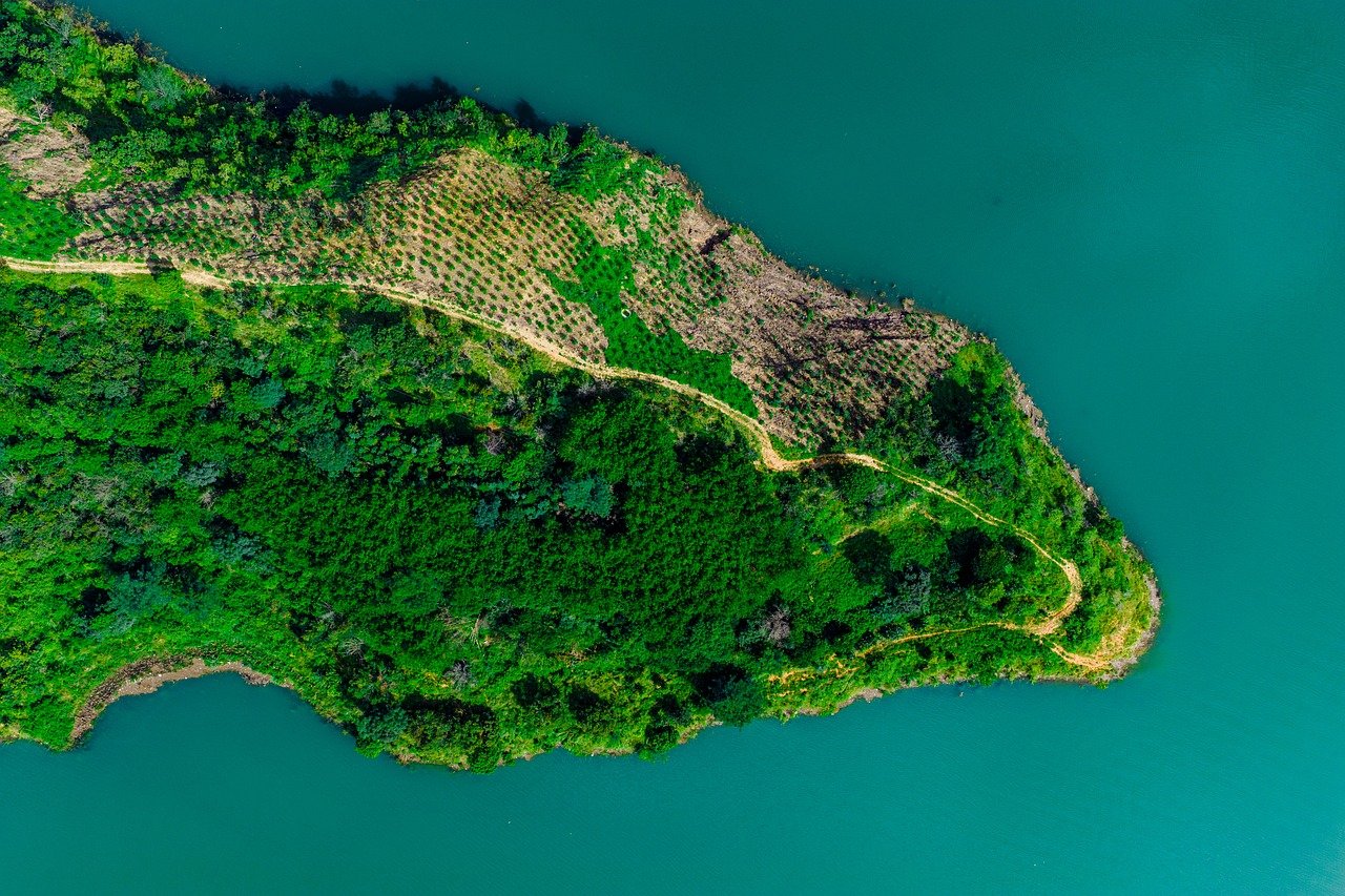 aerial, castle, architecture, lake, bridge, boat, nature, landscape, summer, water, peninsula, island, surrounding